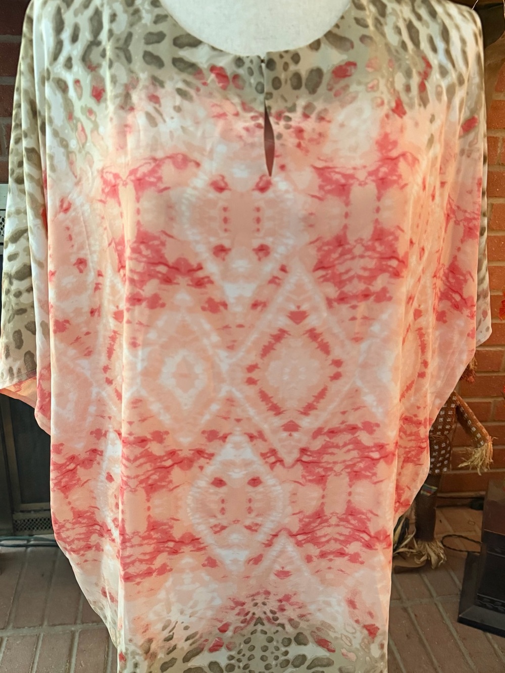 Chico’s Size 3 Pink Coral Animal Print Dolman Sleeve Tunic Blouse